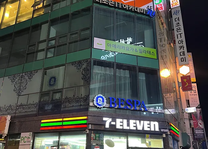 캡슐호텔 서울큐브 종로 4*